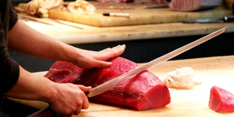 Mientras algunos festejan que #CristinaKirchner esta presa, Argentina importo un total de 4717 toneladas  de #carnel por un valor de US$18,7 millones. proveniente  de Brasil, Paraguay y Uruguay.