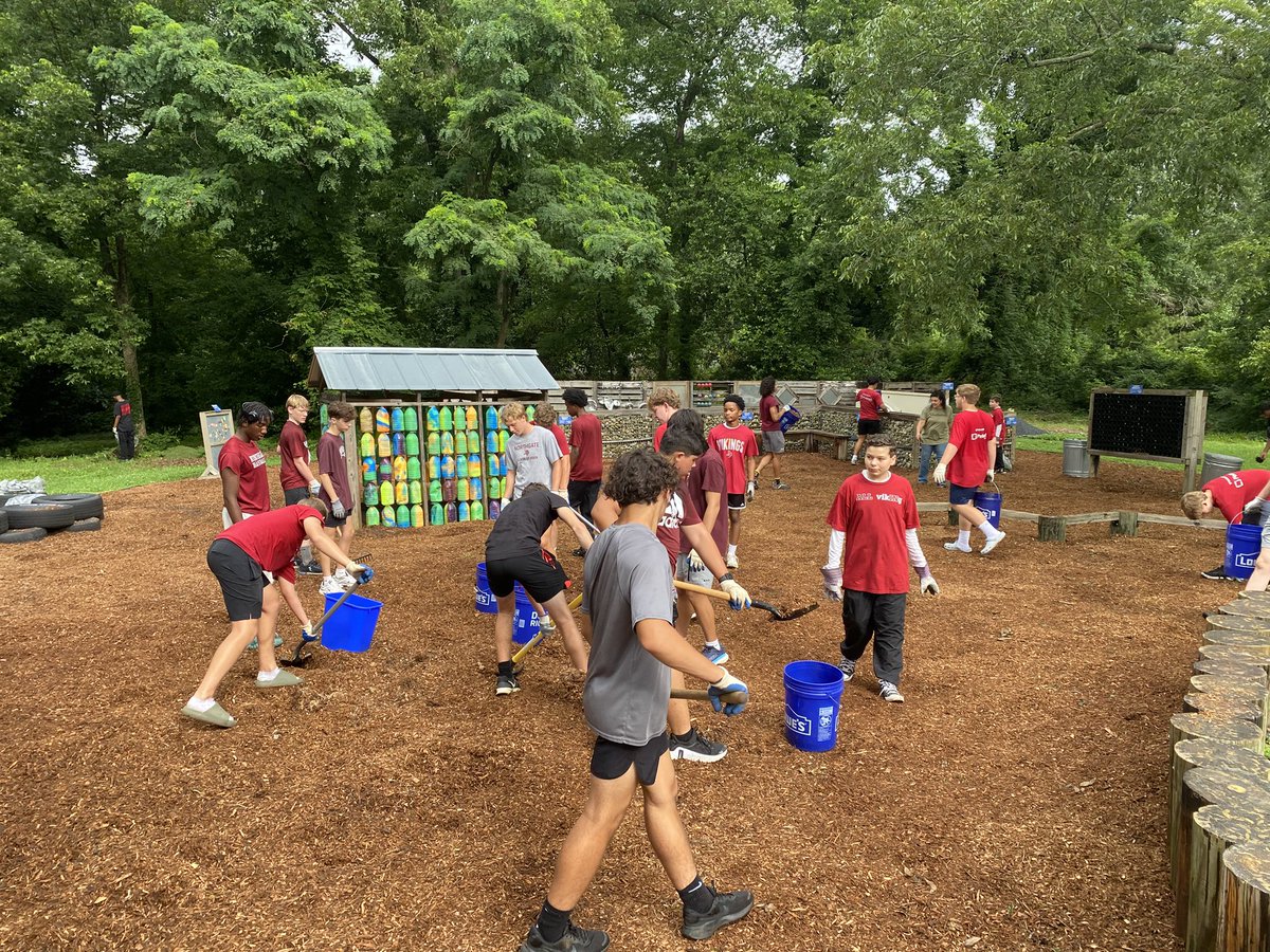 Northgate Football (@ngvikingsfb) on Twitter photo Vikes at work in the community! Great job today!! <a href="/WilkesNGHS/">Dr. Ashley Wilkes</a> <a href="/Northgate_High/">Northgate High School</a> <a href="/ngfbrecruits/">Northgate Football Recruits</a> <a href="/kwhit4/">Kevin Whitley</a> Vikes at work in the community! Great job today!! <a href="/WilkesNGHS/">Dr. Ashley Wilkes</a> <a href="/Northgate_High/">Northgate High School</a> <a href="/ngfbrecruits/">Northgate Football Recruits</a> <a href="/kwhit4/">Kevin Whitley</a>