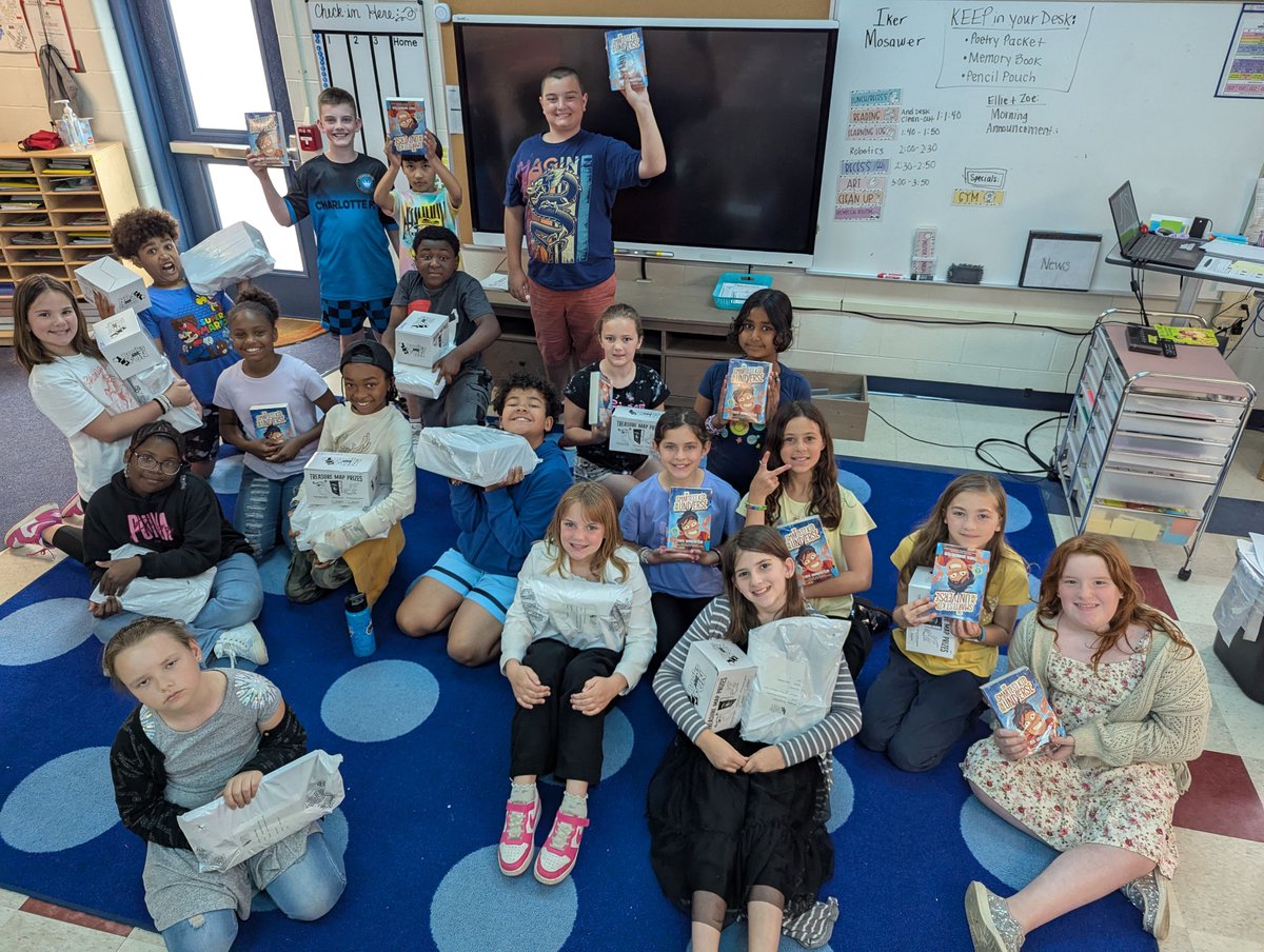 Hulsing's Book Blast: A Page-Turning Success! 📚🎉

Thanks to Books Are Fun and community support, every Hulsing student received at least one new book — with some getting up to 10! Nearly 1,400 books were given out, along with fun prizes. Our students had a (book) blast!