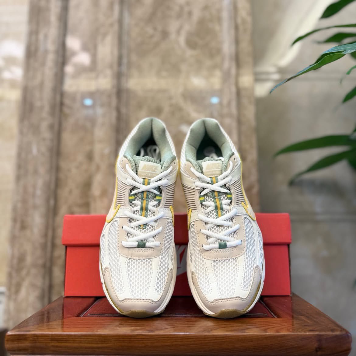 KicksDome's tweet photo. ▫️Unisex Sneaker
🔸Brand: Nike Zoom
▫️Name: Vomero 5
🔸Sizes: 35.5-46 https://t.co/Ign1FwwjQF