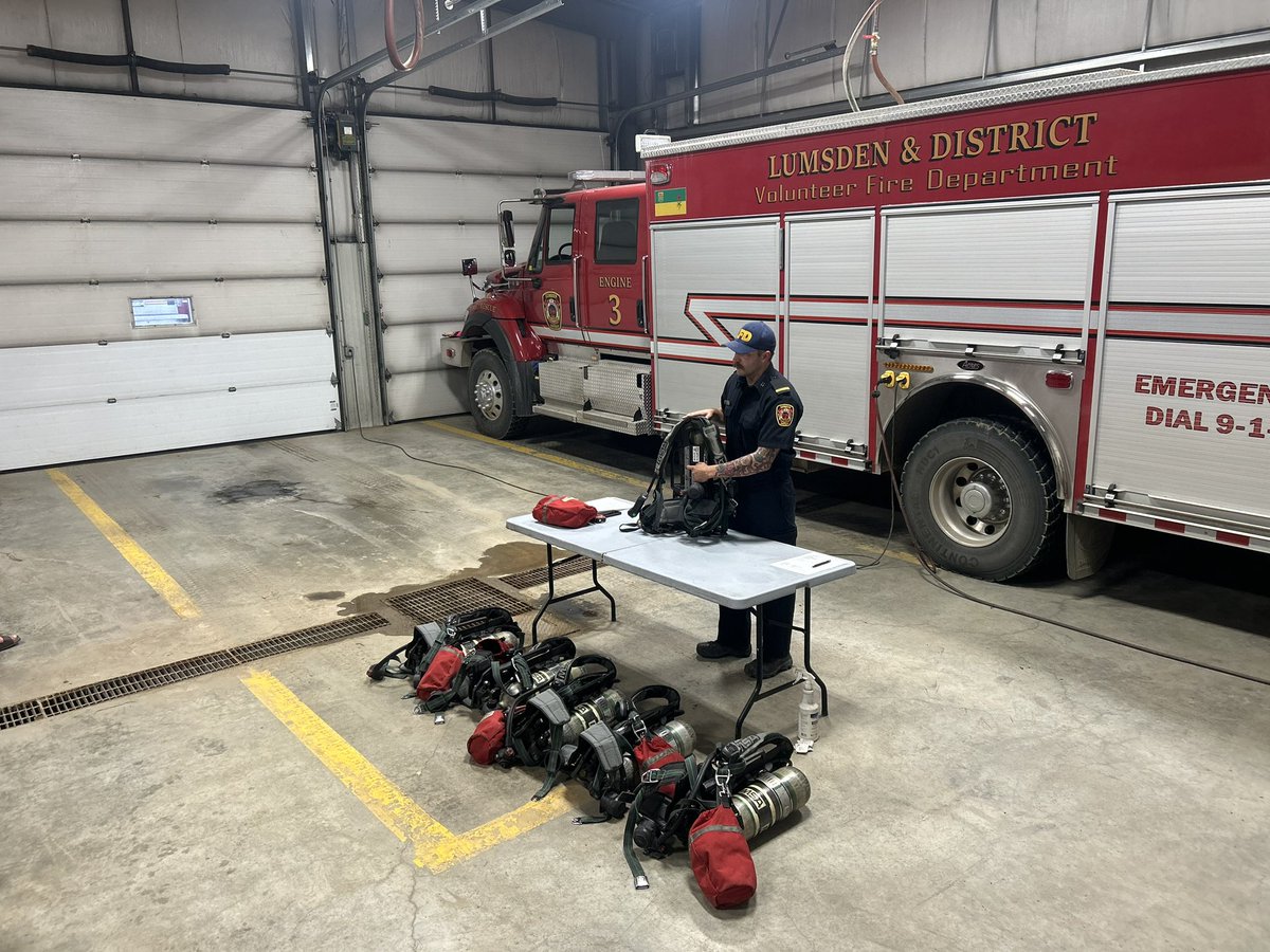 LumsdenFire's tweet image. Last night we were down at the hall as Cpt Schnell completed his practical evaluation for his NFPA 1041 Fire Instructor course. Congrats Owen!