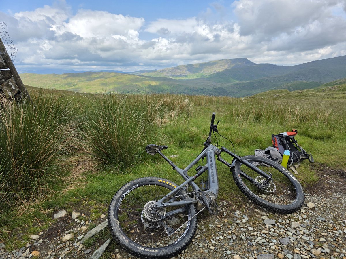 IndieCraftKDL's tweet photo. A great morning for a ride, never tire of living 15 minutes away from this #mtblife #mtb #emtb #nukeproof #nukeproofbikes https://t.co/HQtQ7pwwyU