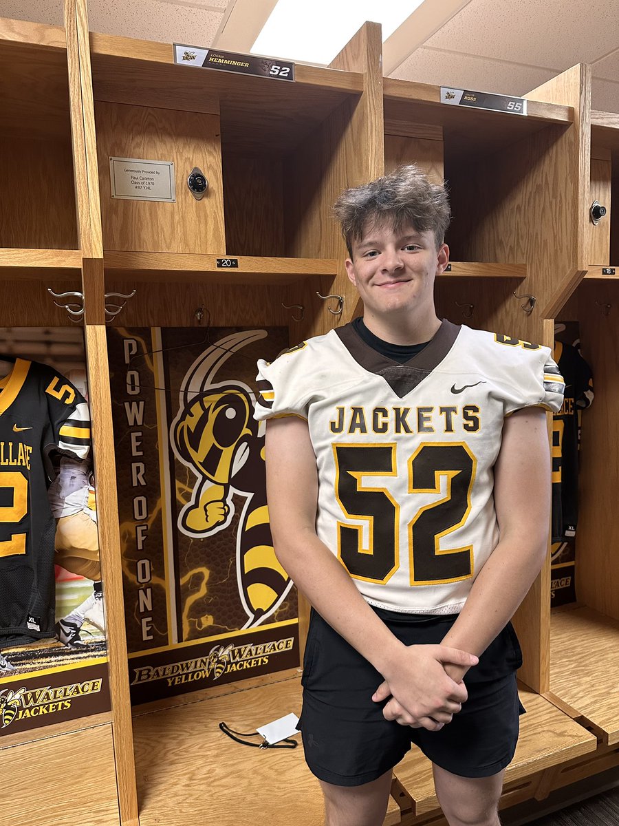 Hemmi_52's tweet photo. After great conversations with Coach @rocanthony_ I am blessed to announce that I have received my first offer from Baldwin Wallace university! #blessed #offer #firstswarm #yjfl https://t.co/3PUqfLK8uH