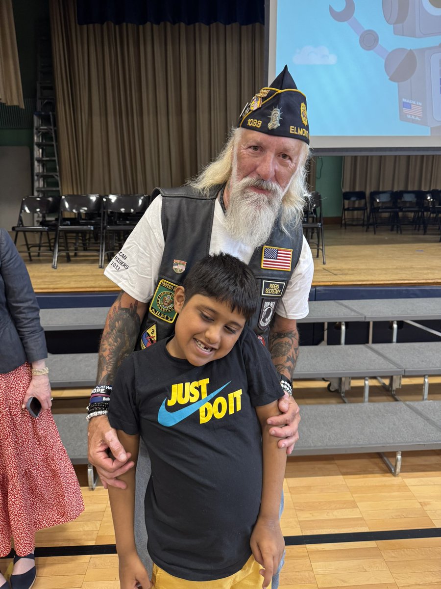 Danielle Austin tweet media