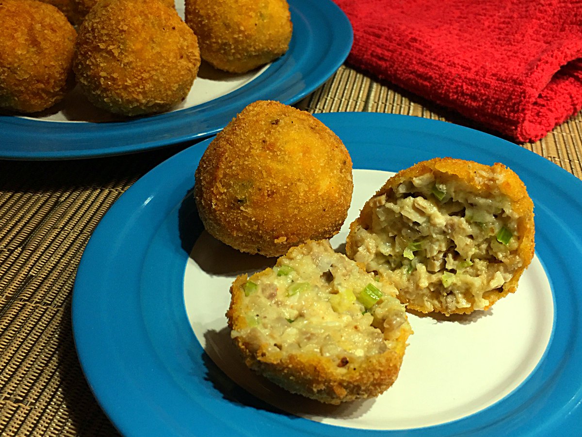 clubfoody (@clubfoody1) on Twitter photo Today is National #TurkeyLoversDay🦃
Turkey Croquettes... yummy! 🤤
(check out my next post👆 & the previous one 👇 for more turkey recipes)
#YouTube 📽️: youtu.be/lukuhmo5x3U
#RECIPE ➡️: clubfoody.com/cf-recipes/tur…
<a href="/EventGuideToday/">EventGuide Today</a> <a href="/DiningGuide2Day/">DiningGuide Today</a> #RecipeOfTheDay Today is National #TurkeyLoversDay🦃
Turkey Croquettes... yummy! 🤤
(check out my next post👆 & the previous one 👇 for more turkey recipes)
#YouTube 📽️: youtu.be/lukuhmo5x3U
#RECIPE ➡️: clubfoody.com/cf-recipes/tur…
<a href="/EventGuideToday/">EventGuide Today</a> <a href="/DiningGuide2Day/">DiningGuide Today</a> #RecipeOfTheDay