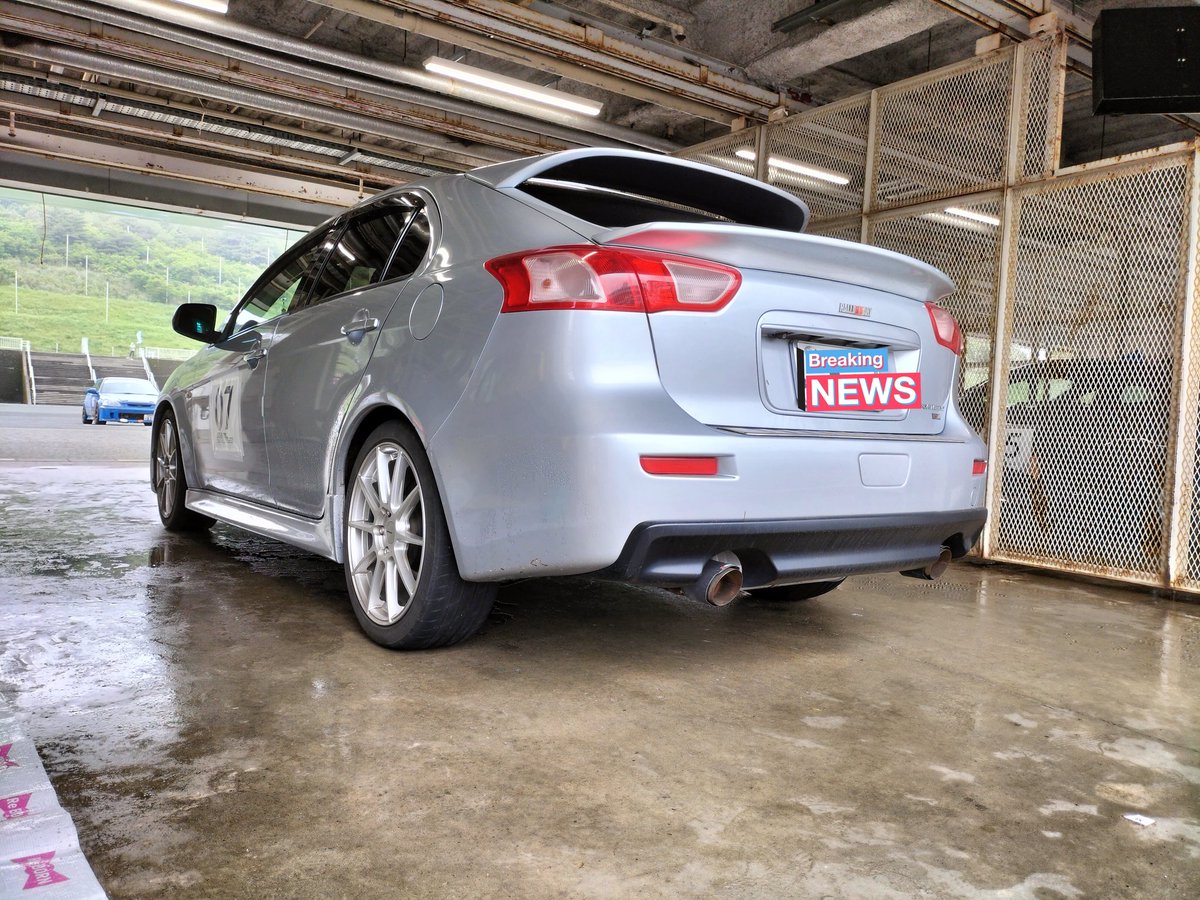 RETURN_HORNET's tweet image. #ギャランフォルティス
#ホリデーランラン
7ヶ月振りのオートポリス走行会
午後からなんとか霧も晴れ
ほぼドライ路面で走れて良かったが
今回は突っ込みすぎないように
早めブレーキ、立上り重視を心掛け
スムーズに走れたと思ったんだが…
肝心のタイムが伸びない、う〜ん…