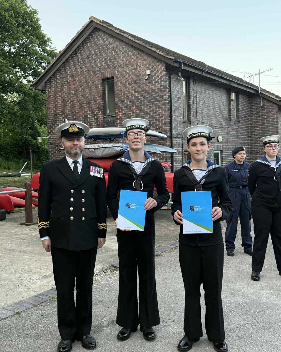 Sheffield Sea Cadets and Royal Marines Cadets tweet media