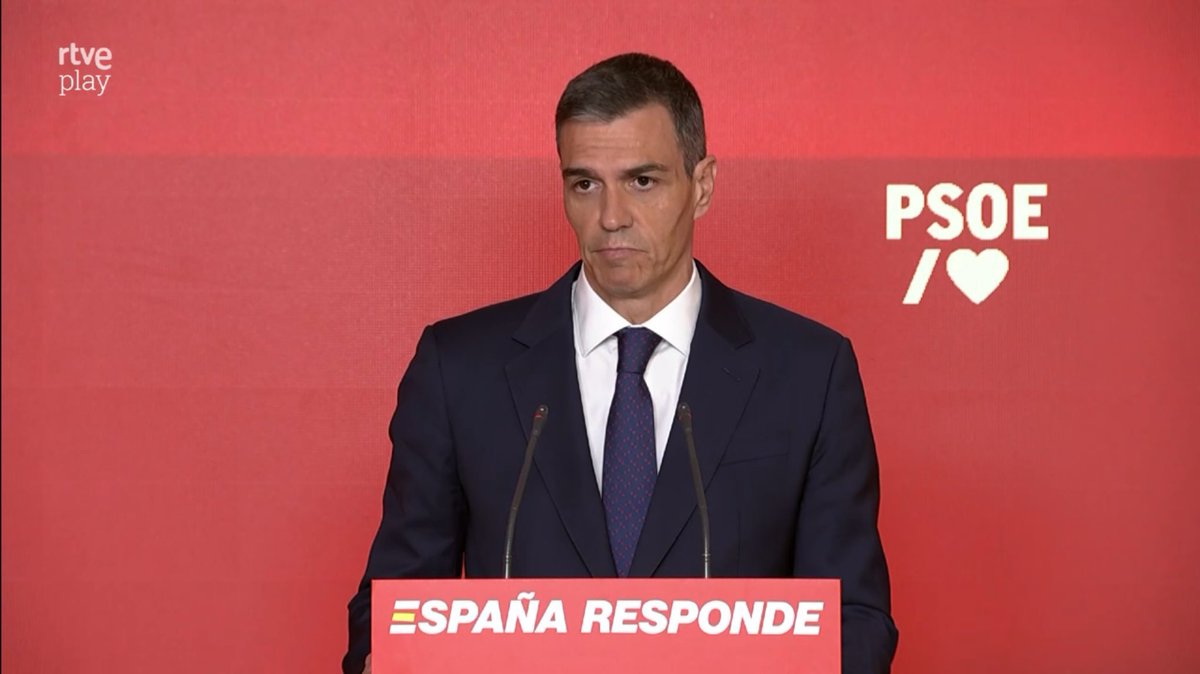 El <a href="/PSOE/">PSOE</a> dice luchar contra la corrupción mientras se abraza a quienes la convirtieron en sistema. Y sus socios son su coartada: son cómplices de quien apoyan.

“No basta con pedir perdón”. #EleccionesYA

<a href="/PPvng/">PP Vilanova i Geltrú</a> <a href="/PPBarcelona_/">PP Barcelona</a>