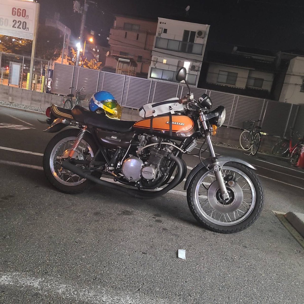 73_900super4's tweet photo. 絶対←のほうがフロントフェンダーかっこいいよな🤔 https://t.co/snQNhnb1mv