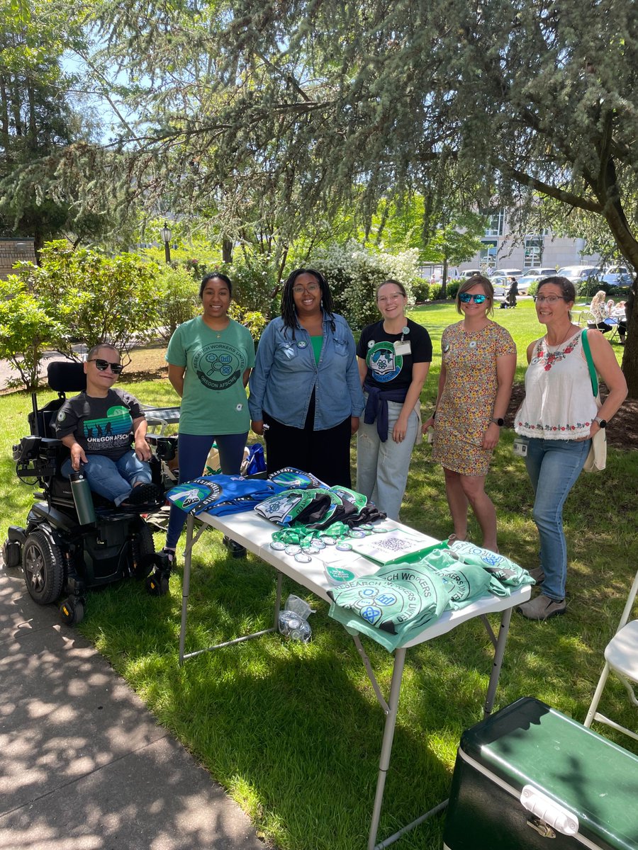 Research Workers United l RWU-AFSCME (@researchworkers) on Twitter photo Special props to the wonderful and essential field organizes oh OHSU's <a href="/OHSUGradUnion/">Grad Researchers United</a> and <a href="/PostdocUnited/">OHSU Postdoc Workers United</a> who joined RWU growing the ranks of represented workers at OHSU! You folks are the best! Thank you! Special props to the wonderful and essential field organizes oh OHSU's <a href="/OHSUGradUnion/">Grad Researchers United</a> and <a href="/PostdocUnited/">OHSU Postdoc Workers United</a> who joined RWU growing the ranks of represented workers at OHSU! You folks are the best! Thank you!
