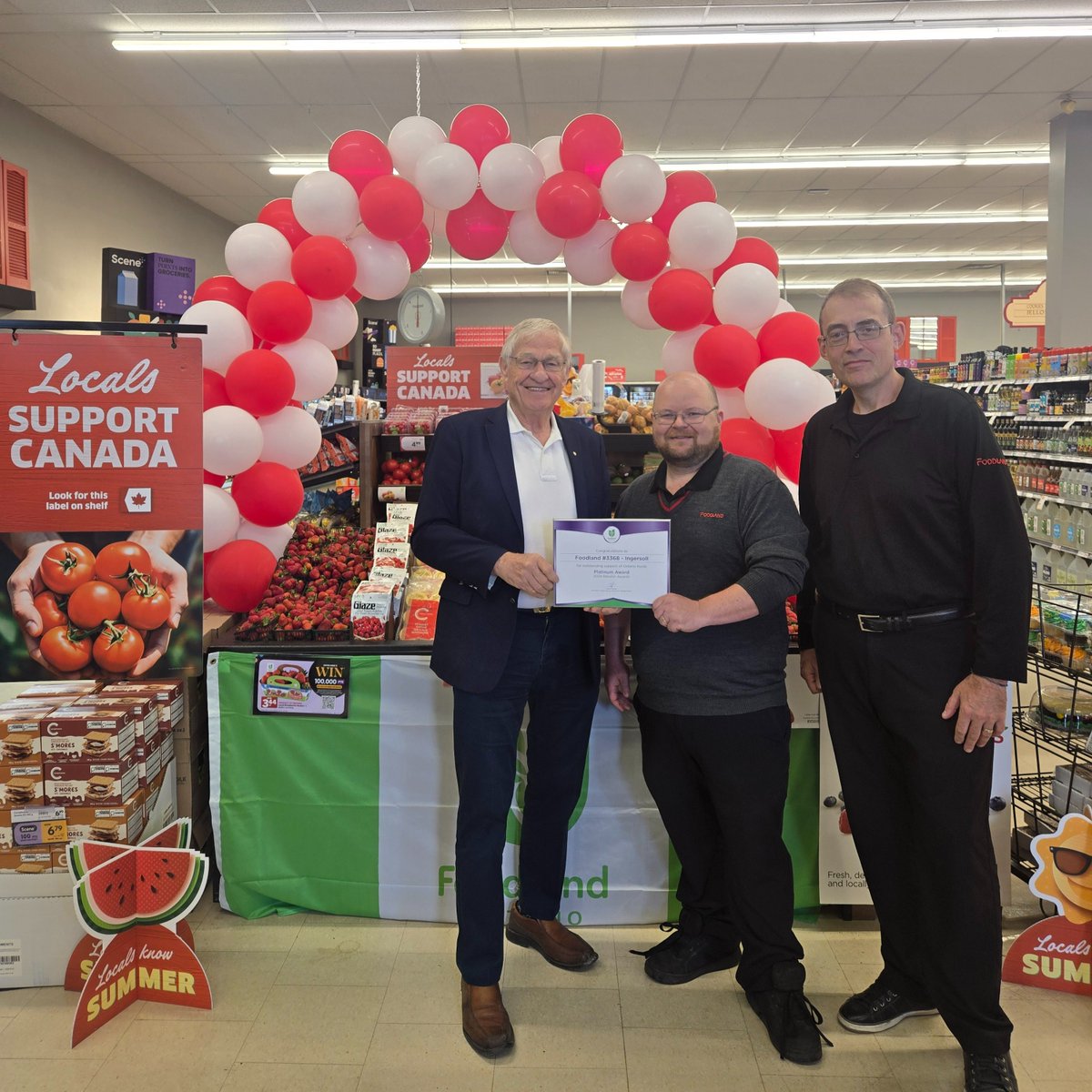 I had the pleasure of presenting Ingersoll Foodland with the Foodland Ontario Platinum Award — a well-earned recognition for their outstanding support of locally grown and made Ontario foods.