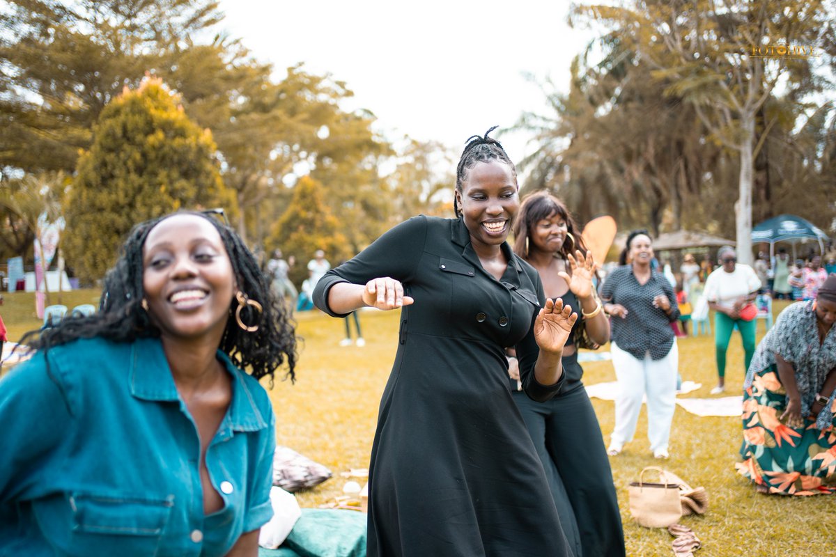 SoulFoundationU's tweet image. Music moves more than our feet—it moves our hearts and minds.
At #SoulPicnic2025, the rhythm, harmony, and joy shared by the live band reminded us that music is medicine—lifting moods, reducing stress, and helping us feel connected. 💚🎷🪘
#SoulFoundationUganda
#MusicHeals