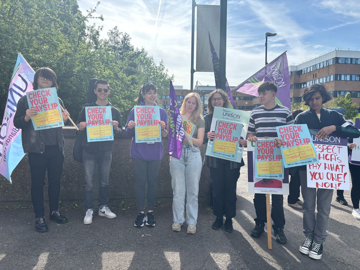 Thousands are stolen from workers every year due to minimum wage underpayments.

Young members across the country have been out telling workers:

📈the minimum wage has gone up  
💷to check their payslip to make sure they're getting paid right 
🗣️ and what to do if they're not!