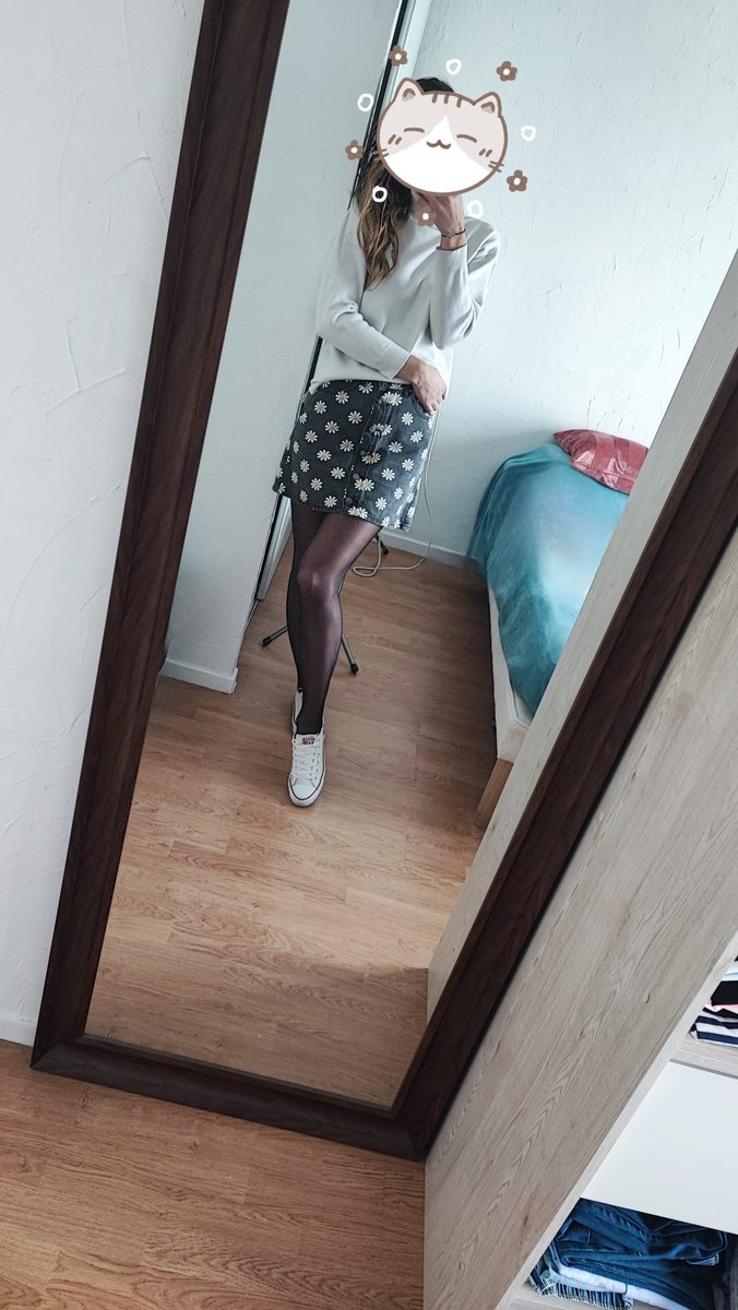 C'est fini la saison des collants...
Prêt pour la saison des jupes...🤭😈?

#exhib #hot #hotgirl #hotwife #amateur #sexeamateur #libertinage #sexymum #sexypic #nude #naughty #couple #candaulisme #sexy #sexypic #contents