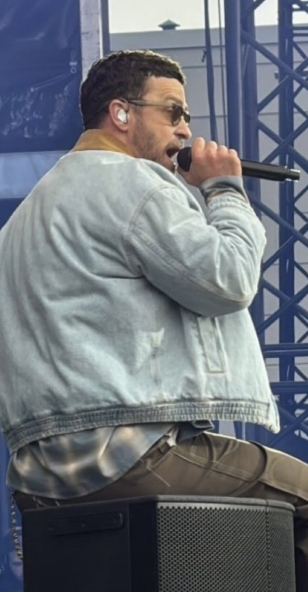 timbertush's tweet image. 