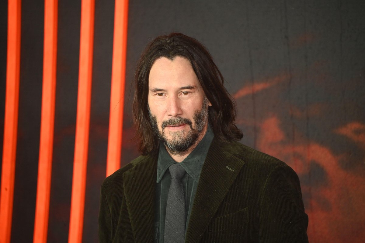 Grab your popcorn, it’s #MovieNight! Canada is home to a diverse range of talented actors and directors shaping films &amp; TV, actors like Keanu Reeves, featured on the big screen right now. Can you name the movie he’s in? 🎬