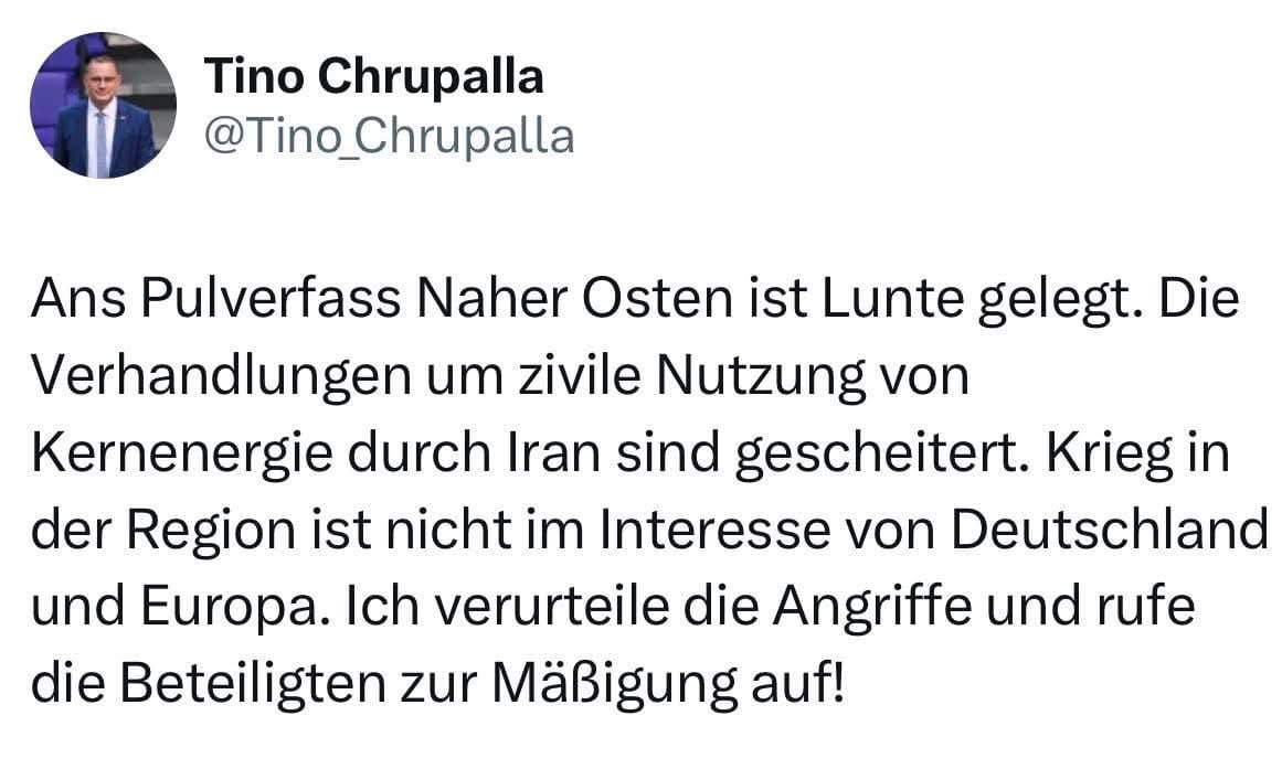 AfD stramm an der Seite der Mullahs.

Der Iran hatte angekündigt, Uran höher anzureichern, nicht für zivile Nutzung, sondern für Kernwaffen. Der Iran hat Raketen, die bis Europa reichen. Selbst Trump hat einen klareren Blick als Chrupalla.