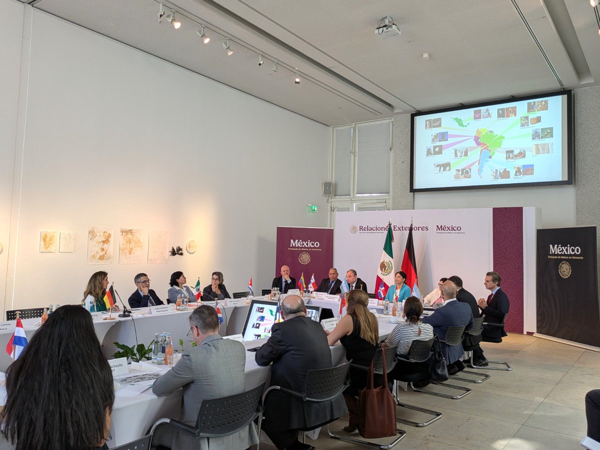 El #GRULAC  nos reunimos con <a href="/lujancambariere/">LUJAN CAMBARIERE</a> para explorar oportunidades de colaboración cultural y visibilizar a nuestra región en Alemania. Un gran proyecto para promover el arte originario. ¡Infórmate y participa!
