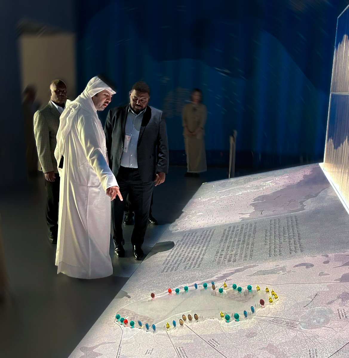 Ministro da Economia visita Pavilhões do Qatar e Future City na Expo Osaka 2025

#MoçambiqueNaExpo2025 
#ExpoOsaka2025   #DiaDeMoçambique