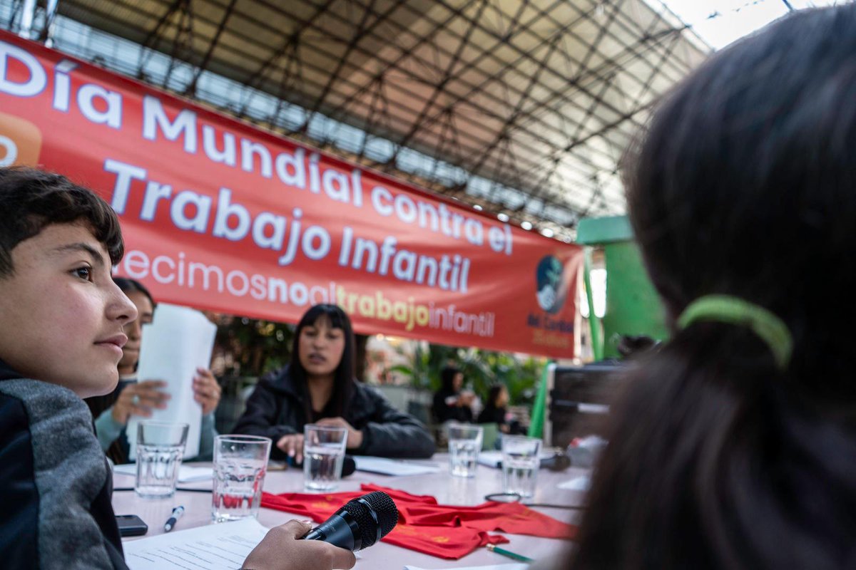 Ayer 12 de junio en el Día Mundial contra el Trabajo Infantil, el Espacio Modelo se unió para decir NO al trabajo infantil con juegos y compromiso. Desde PIAs, ANONG  y la Red de Villa Española, reafirmamos nuestro compromiso con la infancia. ¡Gracias a tod@s los que se sumaron!