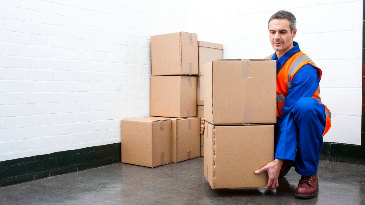 Injury from improper lifting is a leading workers’ comp claim. Train your staff on safe lifting techniques and proper body posture this season. osha.com/blog/proper-li… #SafeLifting #WorkersComp #InjuryPrevention