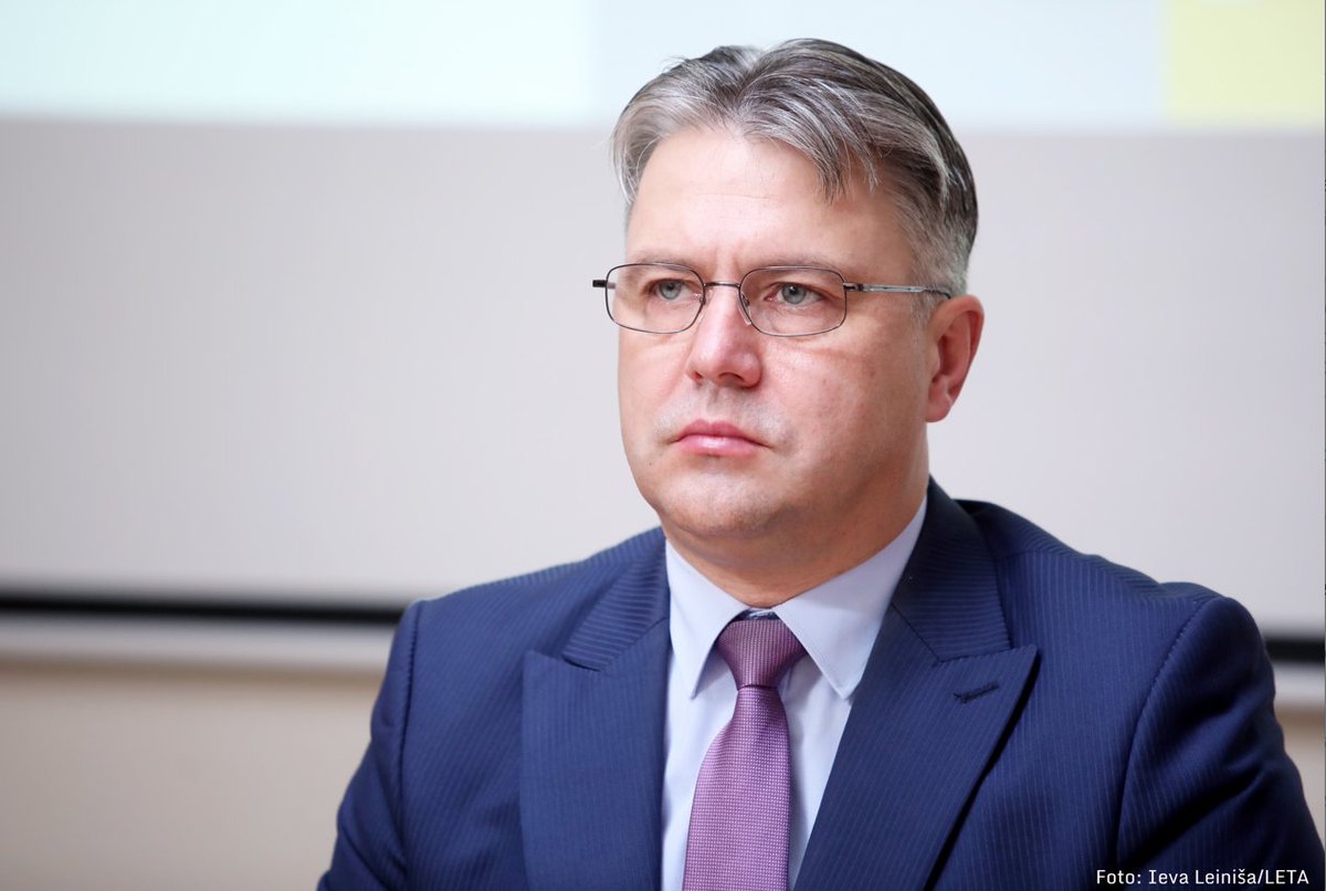 🔴 Visas Saeimā pārstāvētās frakcijas rosina no amata atsaukt tiesībsargu Juri Jansonu. Deputāti uzskata, ka Jansons, atrodoties amatā, diskreditē tiesībsarga institūciju.

Par Jansona atbrīvošanu no amata būs jālemj nākamnedēļ Saeimā, LTV informēja "Jaunās Vienotības" Saeimas