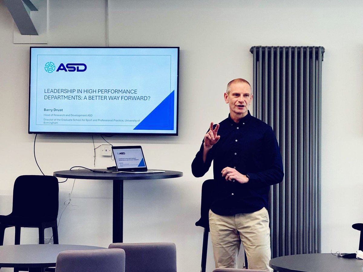 ASD_SportDir's tweet image. This week, we were proud to host a High Performance Workshop at Birmingham City FC, bringing together football leaders from across the game for a day of insight, exchange, and action planning.

A huge thank you to Craig Gardner and Birmingham City FC for hosting us.