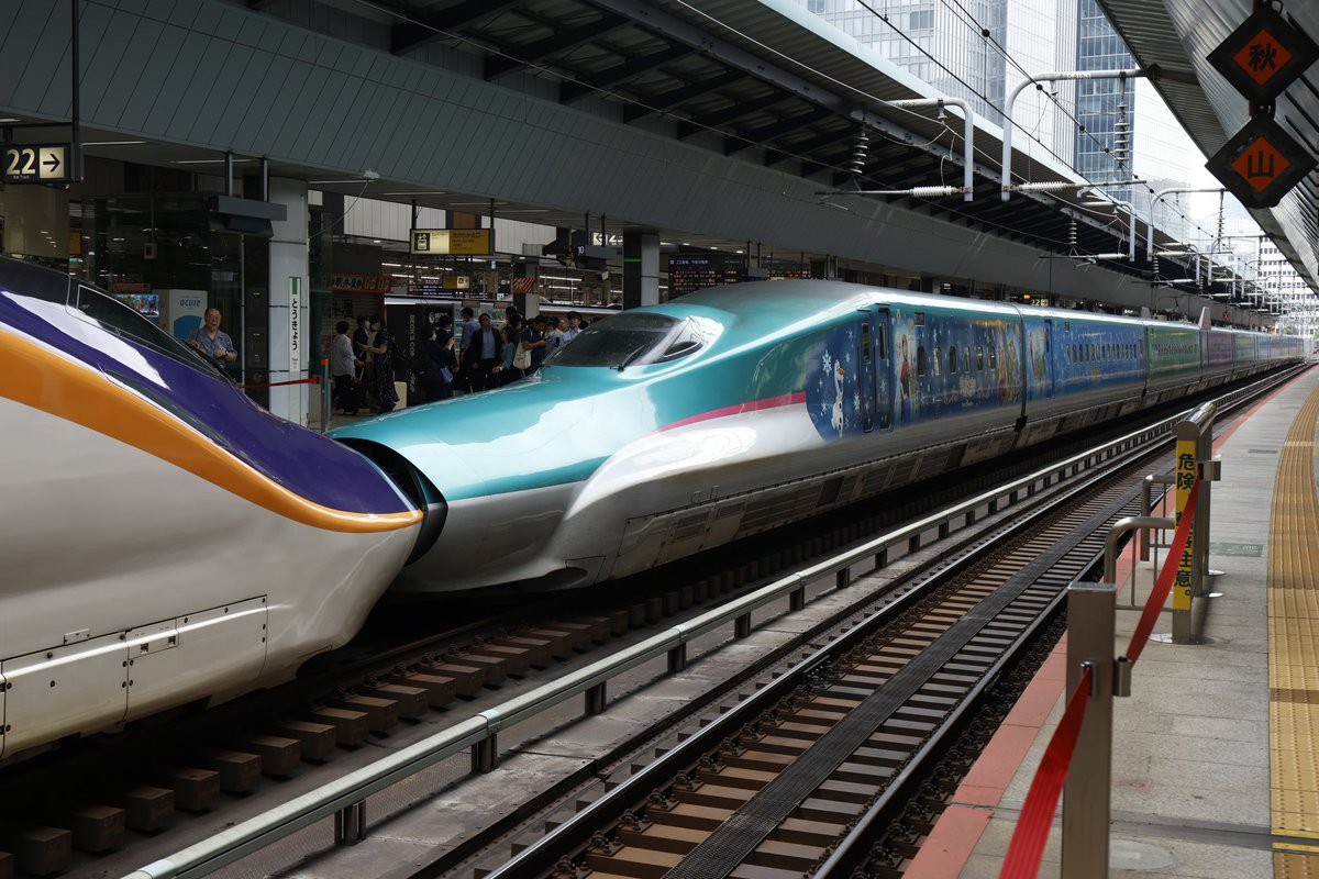 Magical Journey Shinkansen!
E5系U6編成
6/13、グランドフィナーレ😭
今まで楽しい時間を、本当に本当にありがとう。
初日も最終日も応援できてよかった！
再び夢と魔法の新幹線が駆けることを願って。
#ファンタジースプリングス 
#東京ディズニーシー
#MagicalJourneyShinkansen
#ディズニー新幹線