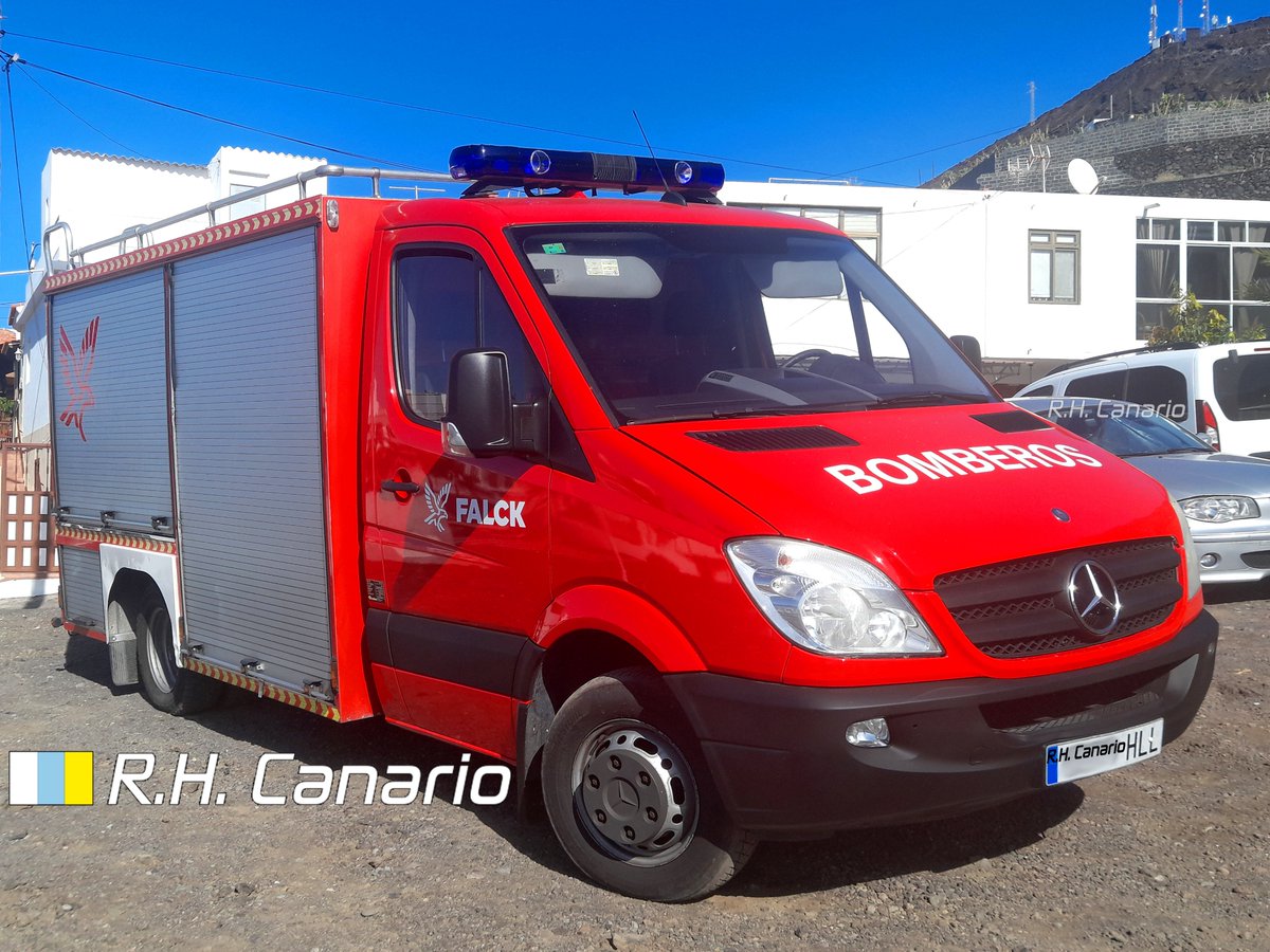 modcanario's tweet photo. 🇩🇰 Brandvæsen Falck (Falck FireTruck)
🇩🇪 2006 Mercedes-Benz Sprinter 519 CDI BlueTec5 [W906] #Rosenbauer

#MercedesBenz #MercedesBenzSprinter #MercedesBenzW906 #BrandvæsenFalck #Falck #BomberosFalck #Bomberos #LaPalma #FireTruck #Feuerwehr #Hasiči #Пожежники #Brandvæsen #Brandbil https://t.co/9V4WD5KxPV