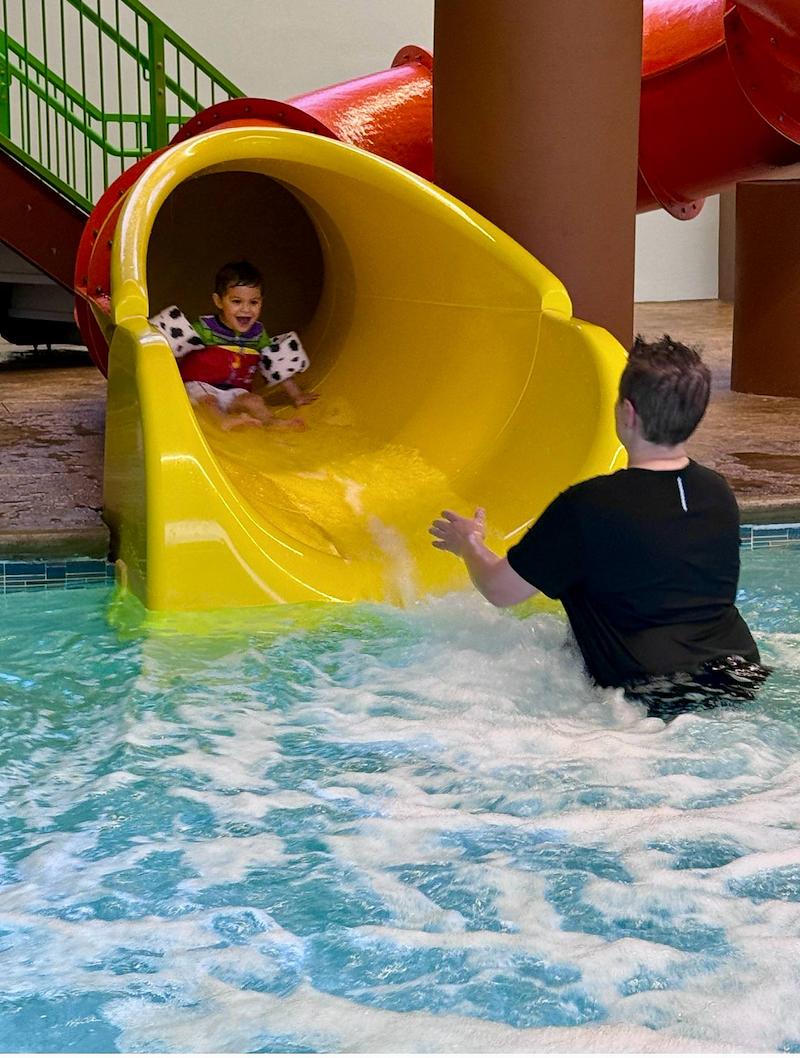 cillreed's tweet image. I’m a finalist in Compass by Margaritaville - Pigeon Forge’s Story Contest. Help me rally votes: flip.to/r/jk81f