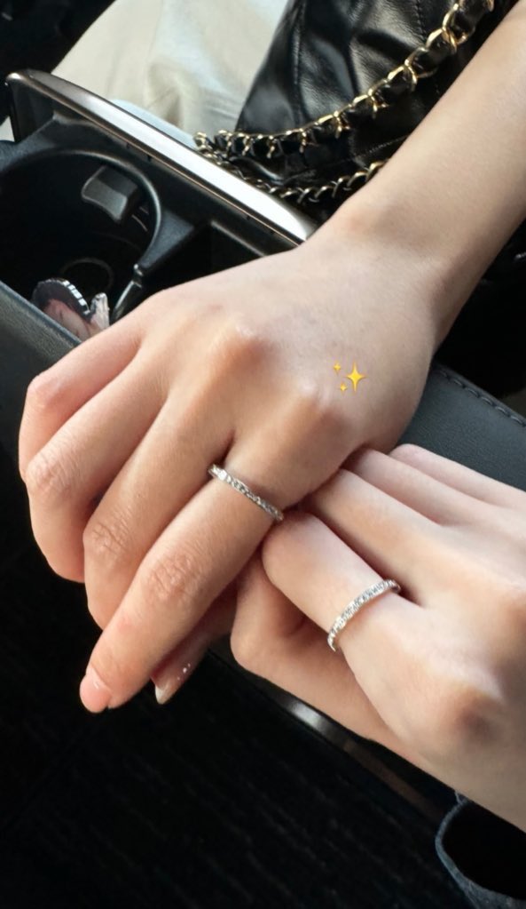 nimbostrts's tweet photo. อันนี้จากฟิคเรื่องไรคะ
: เรื่องจริงค่ะ 😭 https://t.co/oay3akExB3