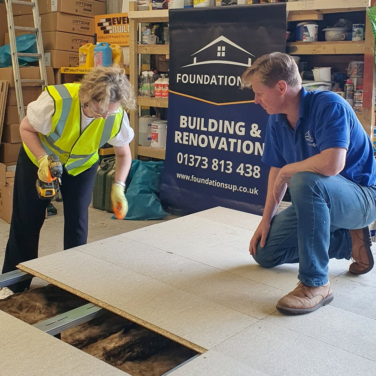 NWHC_'s tweet image. 👷♀️The @LibDems have called for an urgent home insulation plan, and Anna Sabine MP isn’t waiting around to get stuck in...
Delighted to bring Anna to Foundations Up in Coleford, to show how loft insulation is fitted and explain just how vital it is to protect it.