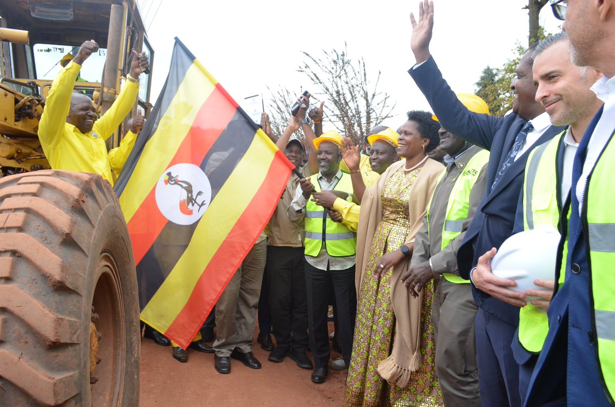 Excitement as Construction of Kabale–Lake Bunyonyi Tourism Road Officially Launched kabale.go.ug/excitement-as-…