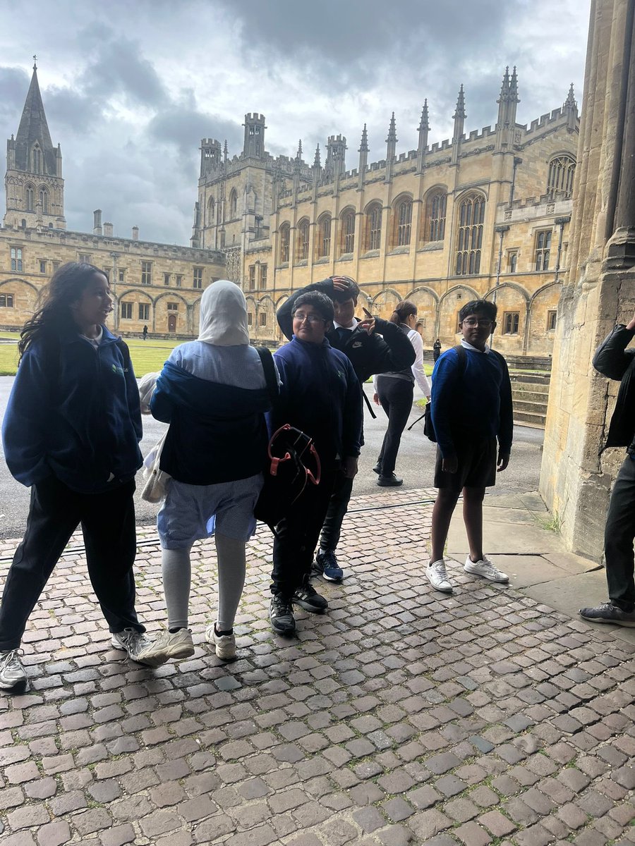 Elmhurst Primary School tweet media