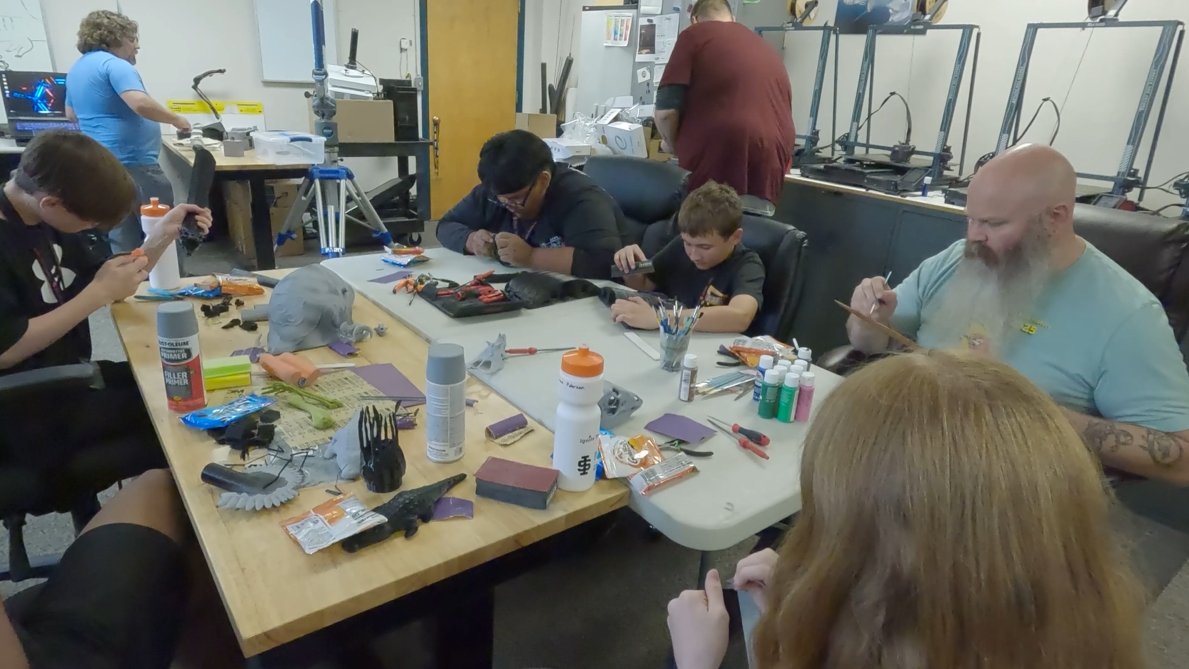 ISU_WFT's tweet image. This class was sanding 3D models and painting!

If you would like to sign up for the July session you can do that here: hubs.la/Q03s0kQs0

#IgniteTheirFuture