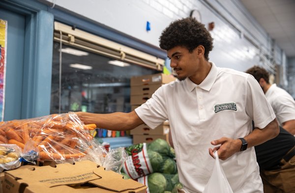 Weighing in around 12 million pounds, fresh produce, like these beautiful carrots, accounted for about a third of all the food we distributed in 2024! 🥕