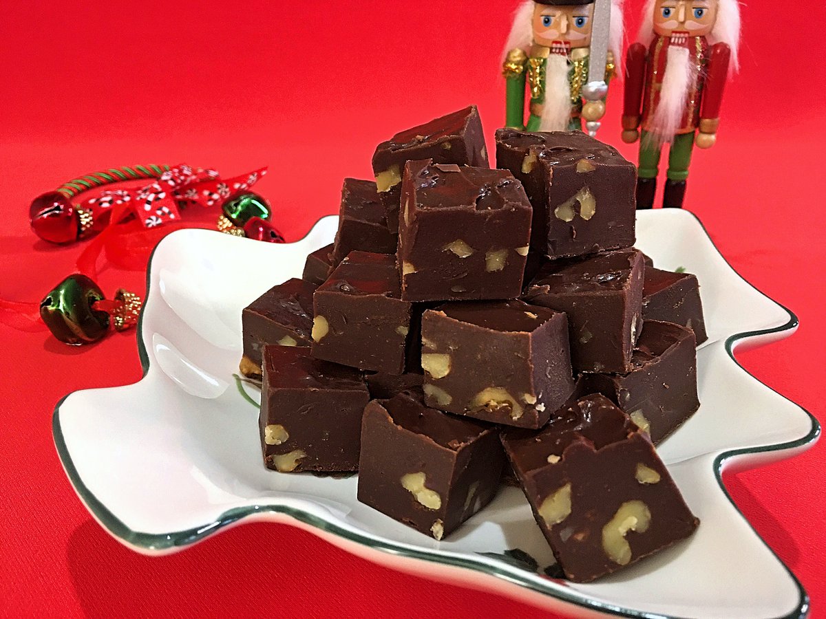 clubfoody (@clubfoody1) on Twitter photo Today is National #FudgeDay 🍫
Nutella Fudge... pure indulgence! 😍
#YouTube 📽️: youtu.be/lUxz2-gcnV4
#RECIPE ➡️: clubfoody.com/cf-recipes/nut…
<a href="/EventGuideToday/">EventGuide Today</a> <a href="/DiningGuide2Day/">DiningGuide Today</a> #RecipeOfTheDay Today is National #FudgeDay 🍫
Nutella Fudge... pure indulgence! 😍
#YouTube 📽️: youtu.be/lUxz2-gcnV4
#RECIPE ➡️: clubfoody.com/cf-recipes/nut…
<a href="/EventGuideToday/">EventGuide Today</a> <a href="/DiningGuide2Day/">DiningGuide Today</a> #RecipeOfTheDay