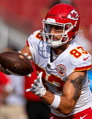 lexiosborne's tweet photo. We are Noah Gray days away from NFL kickoff! 🏈 
#83days #chiefskingdom https://t.co/NtlnUnTtQI