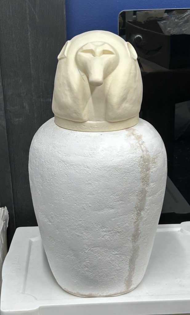AMHmakes's tweet image. The first cast from the new mould!
Next up painting.

#DoctorWho #PyramidsofMars #Sutekh