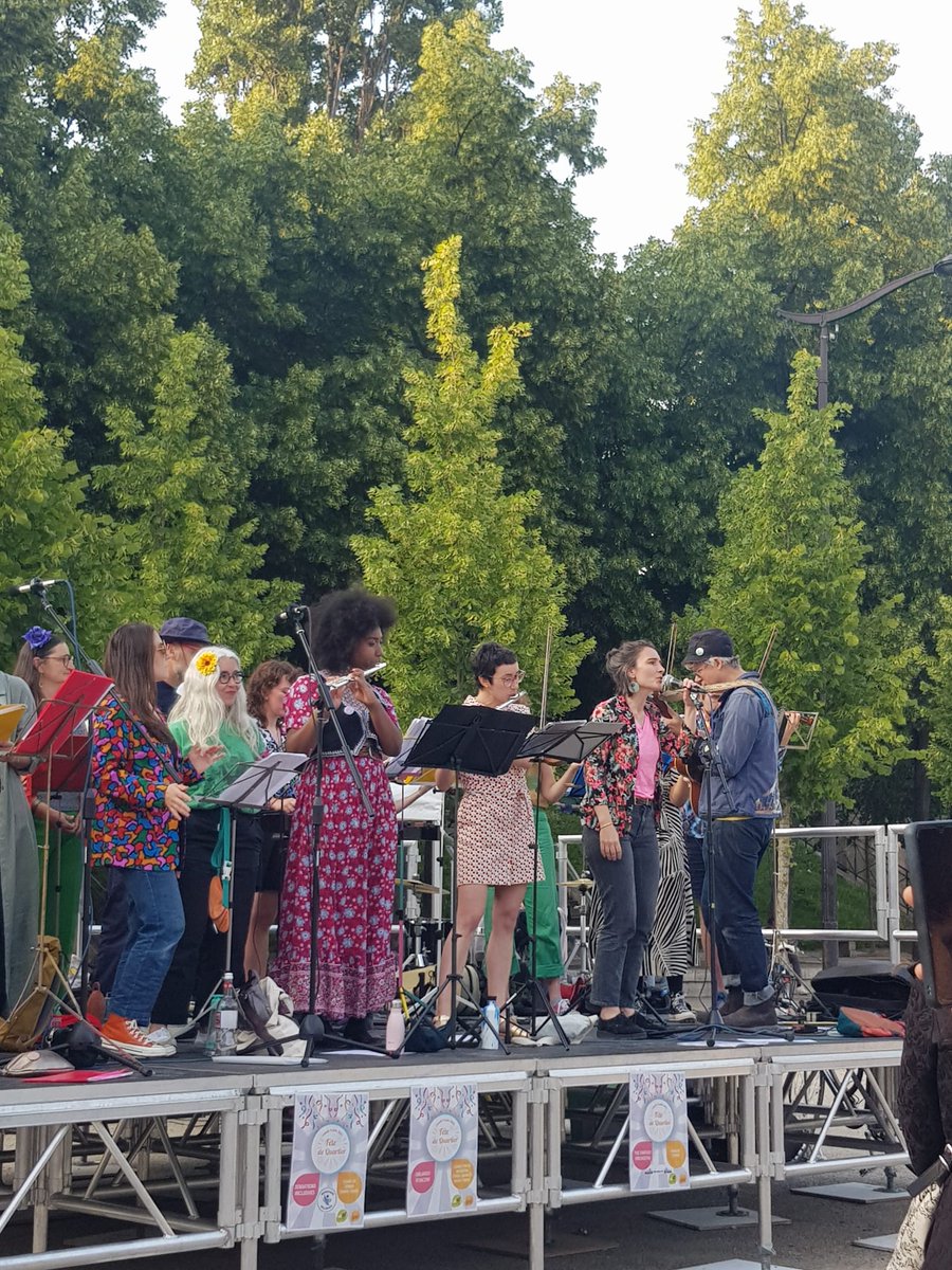 monquartier19's tweet image. Retour en images 📷
Revivez les temps forts de la fête de quartier du conseil de quartier Bassin de la Villette 🎊🎊
Un moment de convivialité, de partage et de découvertes, rendu possible grâce à la participation des associations locales et des bénévoles.
Un grand merci à eux