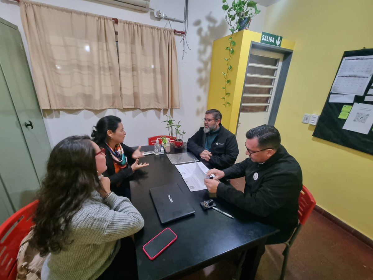 El Politécnico firmó un Convenio Marco con la empresa RESEARCH SRL para fortalecer la formación académica y profesional de estudiantes de la Tecnicatura en Comercialización y Marketing.
Seguimos construyendo puentes con el mundo laboral.
#PolitecnicoMisiones #FormaciónProfesional