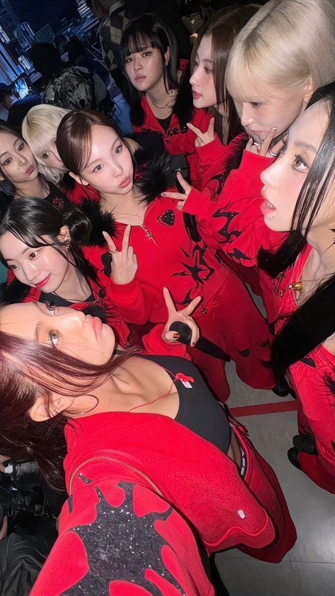 Fev_16's tweet photo. ライブ前にonce仲間作りたいです😄

誰でも反応お願いします🙂🙂🙂

特に大阪.福岡行く方反応お願いします！

#TWICE好きな人と繋がりたい #onceと繋がりたい #ONCEさんと繋がりたい https://t.co/8l6DAAxgjh