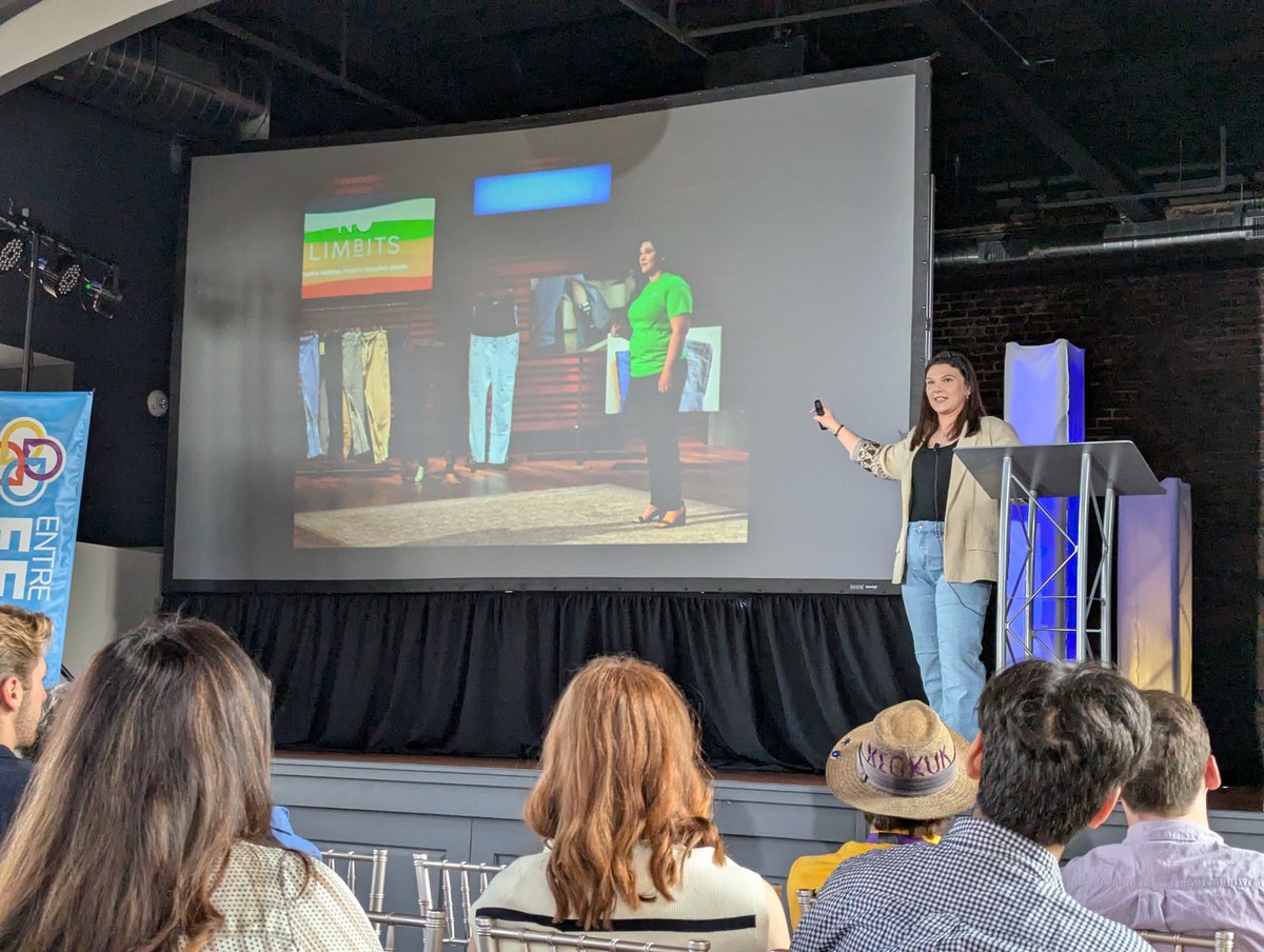 "Chase the right thing, not the loudest thing." Erica Cole #NoLimbits #entreFEST <a href="/iowajpec/">Iowa JPEC</a>