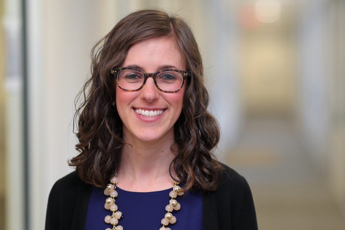Congratulations to #UNCPharmacy assistant professor Lindsey James on being awarded a 2025 Hettleman Prize! This award recognizes faculty who exemplify groundbreaking and innovative research along with future career promise. Learn more: hubs.li/Q03rWNl50