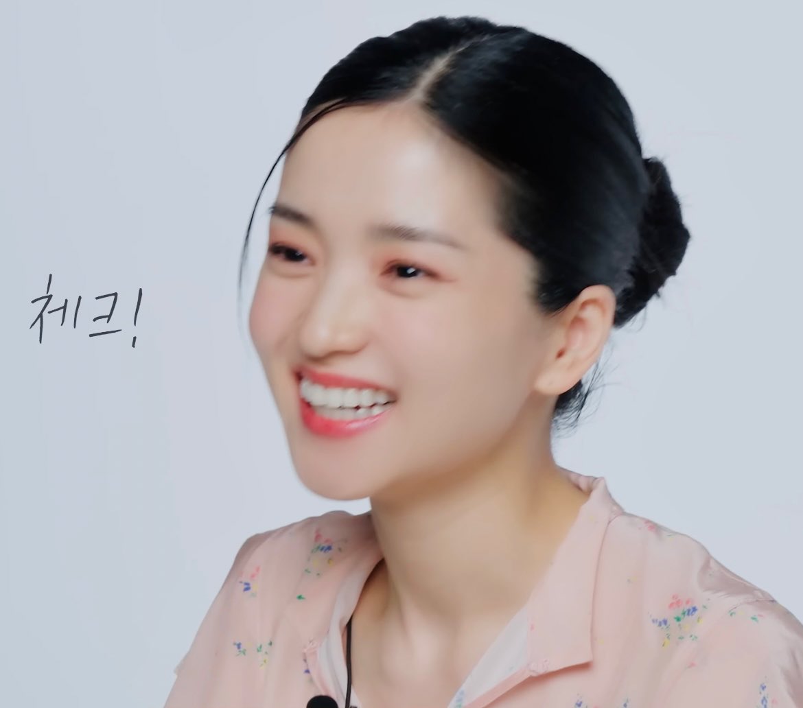 __onechzn's tweet image. 사람이 어떻게 이렇게까지 물복숭아