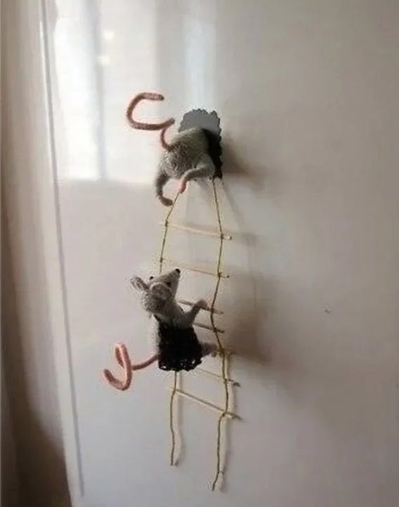 Шикарный магнит на холодильник 😉