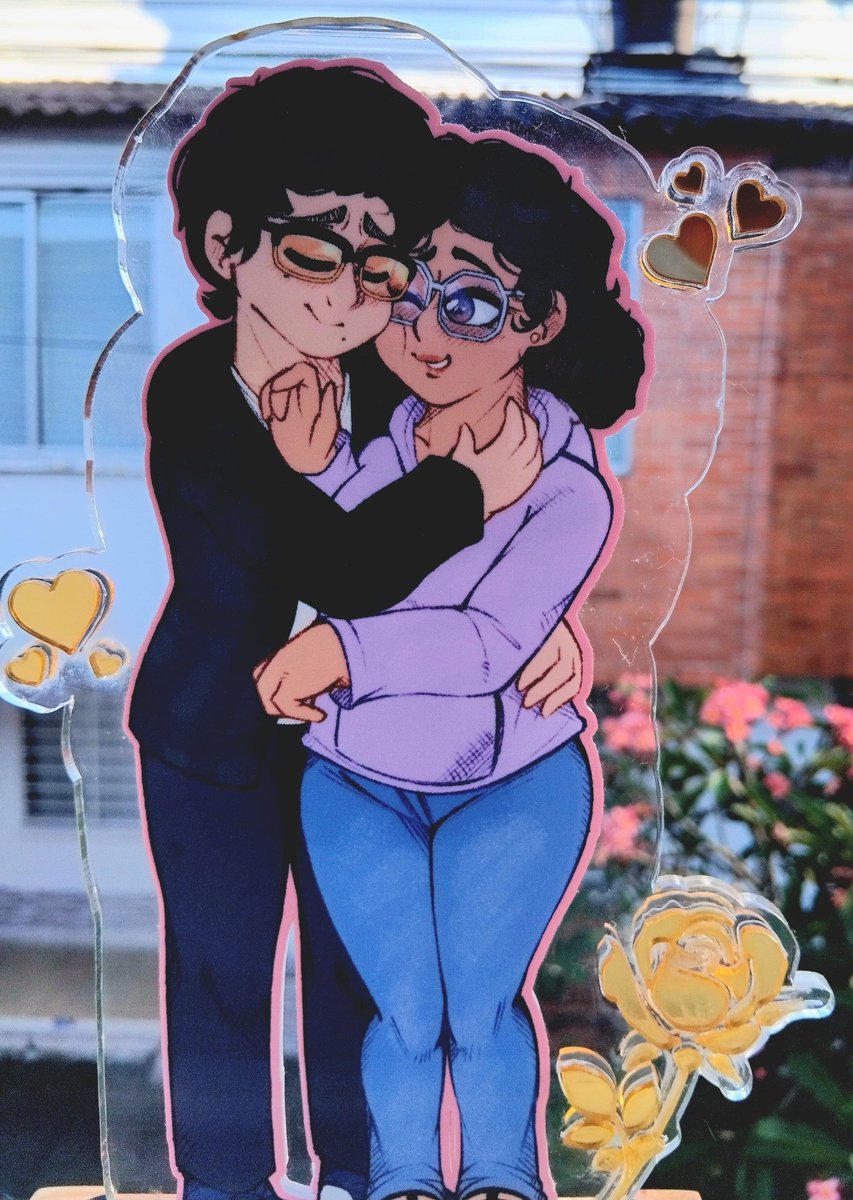 ❤️🌹 Happy Anniversary 🌹❤️

I did all this two months ago with a lot of help. I loved the finishes and the little details... love was simply rekindled!!!