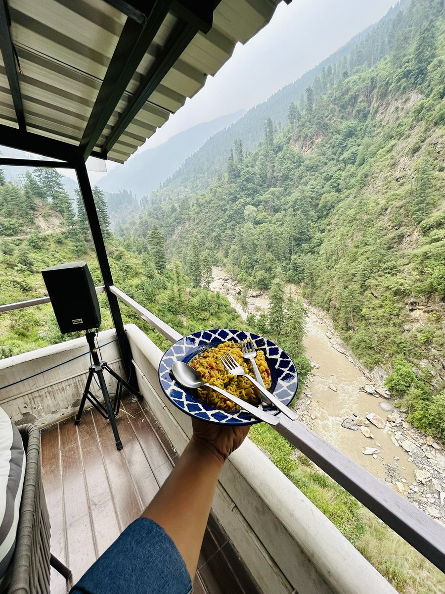 sohamsjani7's tweet photo. #TOSHA #kasol
#Isreal 🐳😍😇
#Maggi #pahaad 🐳 https://t.co/zMtqMhL5t2