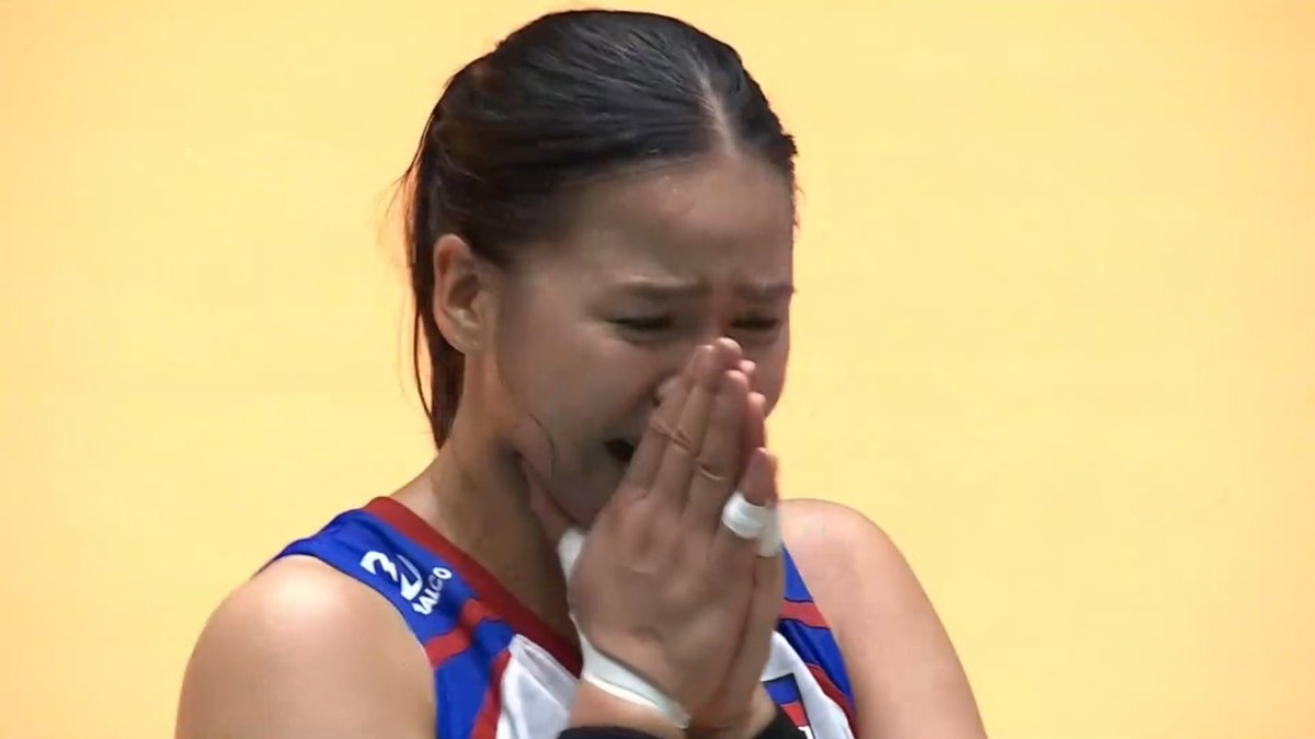 eroiskloy's tweet photo. Ladies and gentlemen, HER! Grabe yung puso ni Eya in that set 5! Definitely a good choice for De Brito to field her in to help the team in getting that win for the 🇵🇭

At this point, wala nang dapat pang patunayan si Eya! She’s just that good! Congrats ALAS!!

#AVCNationsCup2025 https://t.co/EZ9lGSJ3HA