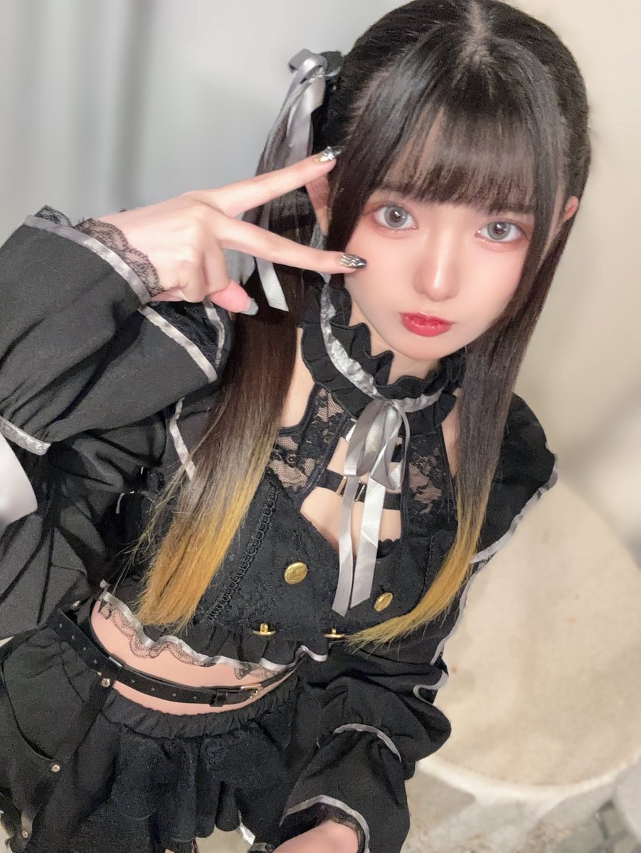 リラック有楽町 株式会社リラックス | 肩こり、頭痛、腰痛、骨盤矯正、癒し